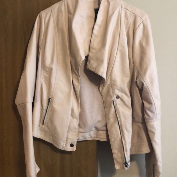 Leather Jackets - Picture 4 of 4